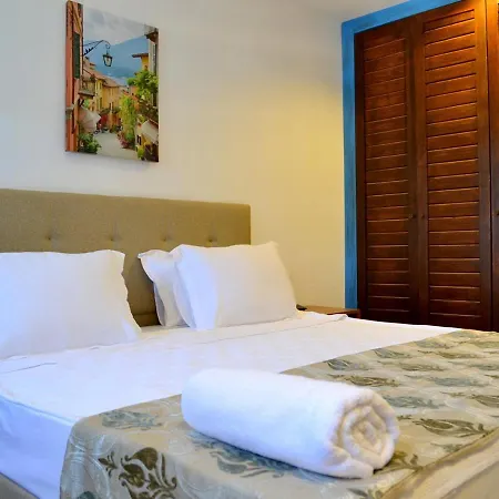 Lemon Garden Tuerkbuekue Hotel *