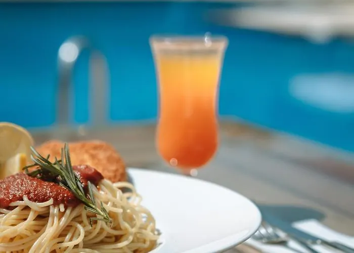 Lemon Garden Tuerkbuekue Hotel *