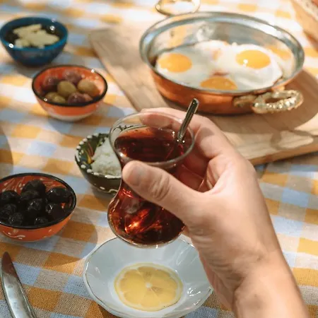 Hotel Lemon Garden Tuerkbuekue